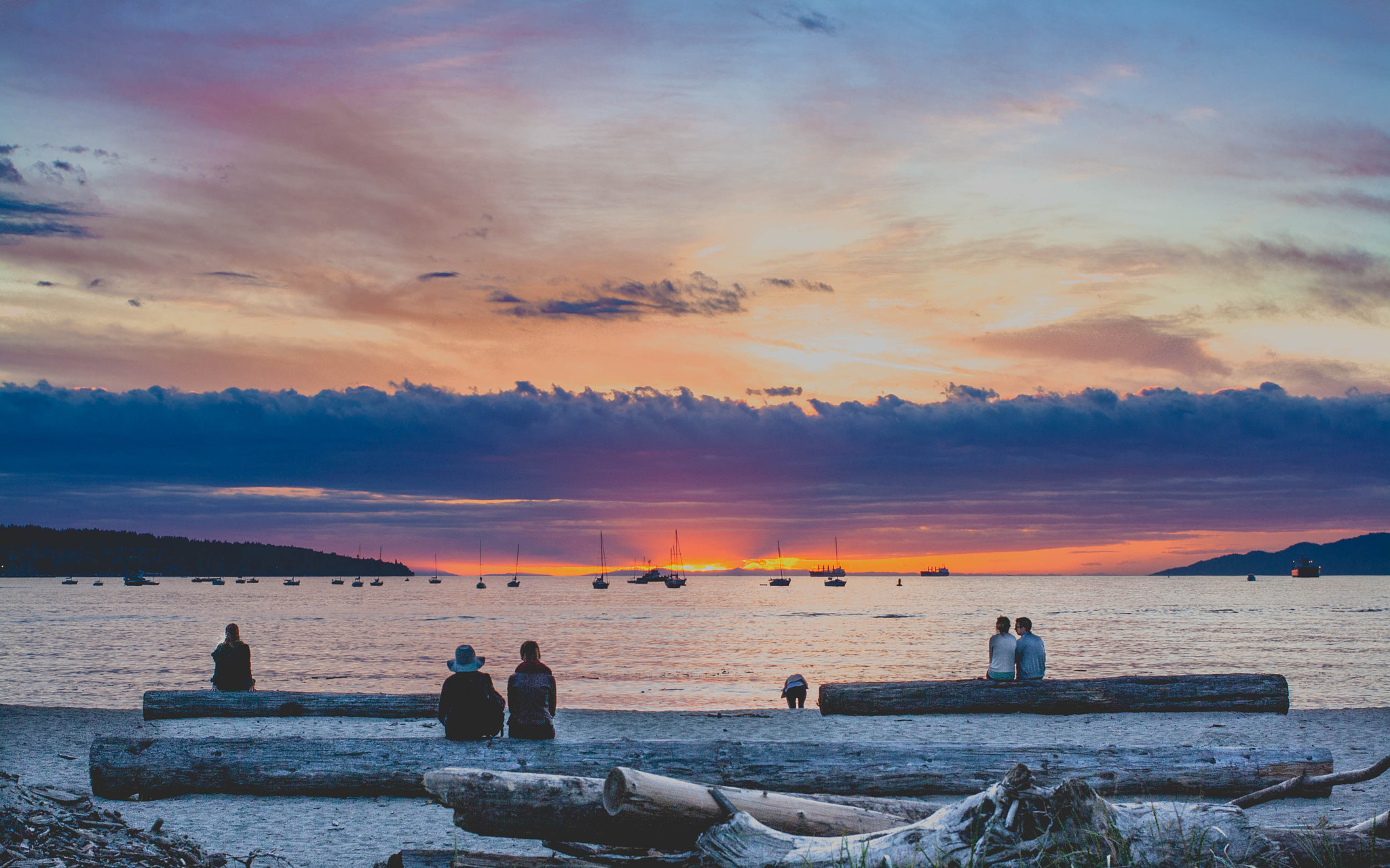 Canon EOS 1000D (EOS Digital Rebel XS / EOS Kiss F) sample photo. Sunset beach. vancouver. photography