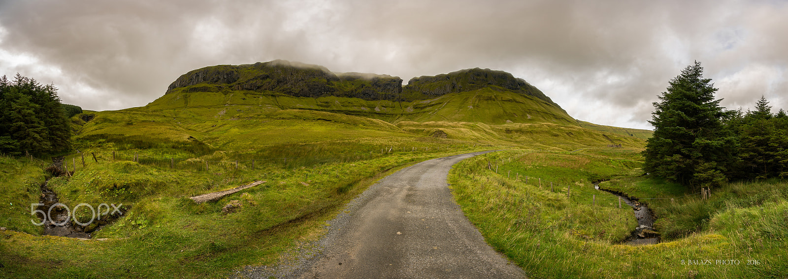 Sony a7R II + Voigtlander HELIAR-HYPER WIDE 10mm F5.6 sample photo. Gleniff horseshoe photography