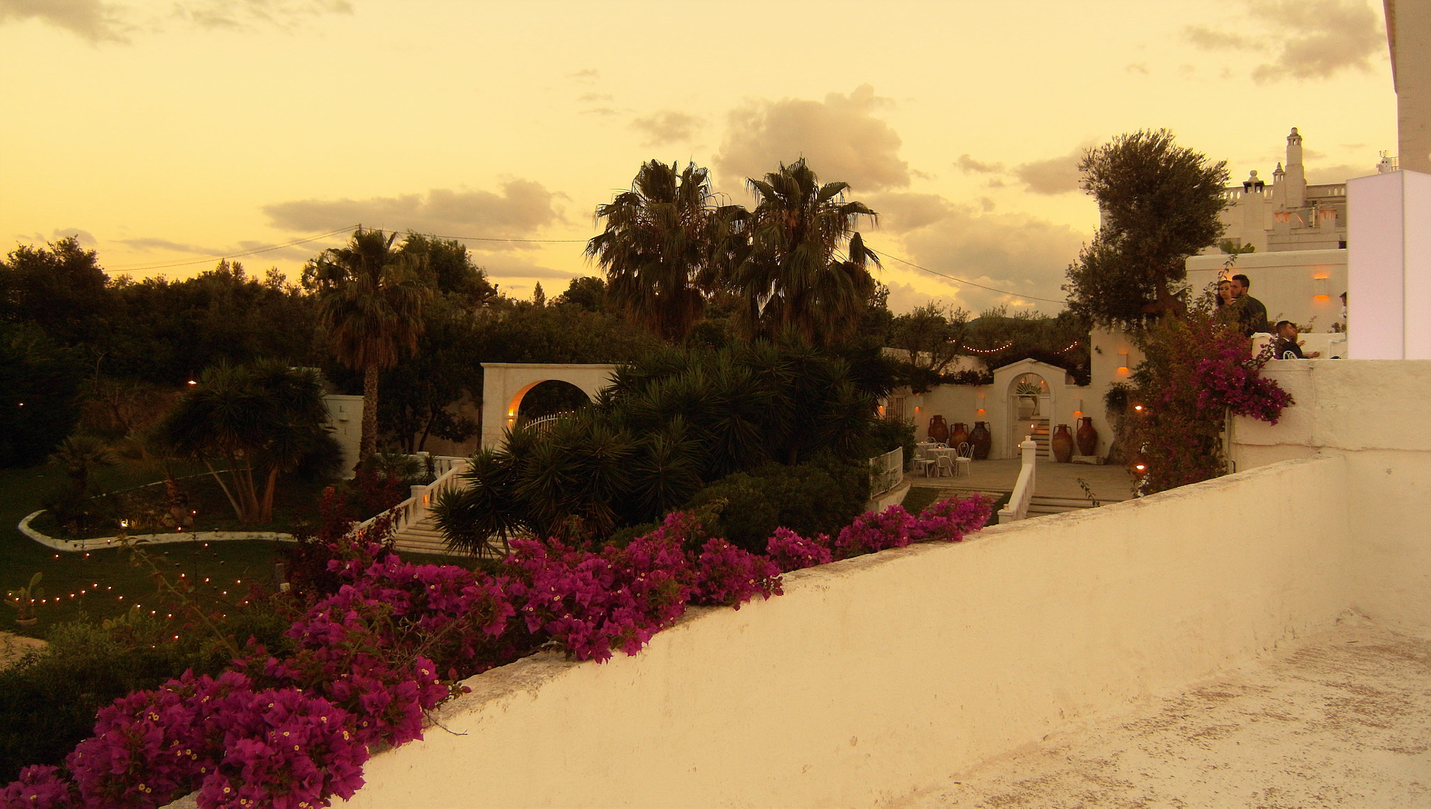 Samsung NV100HD, VLUU NV100HD, LANDIAO NV100HD, TL34HD sample photo. Evening in a fairy tale photography