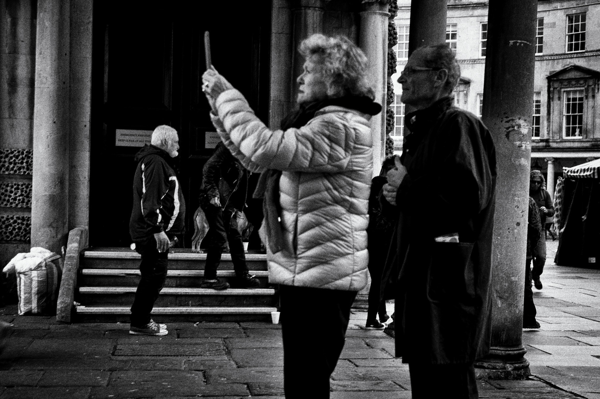 Tamron AF 28-75mm F2.8 XR Di LD Aspherical (IF) sample photo. Street portrait photography