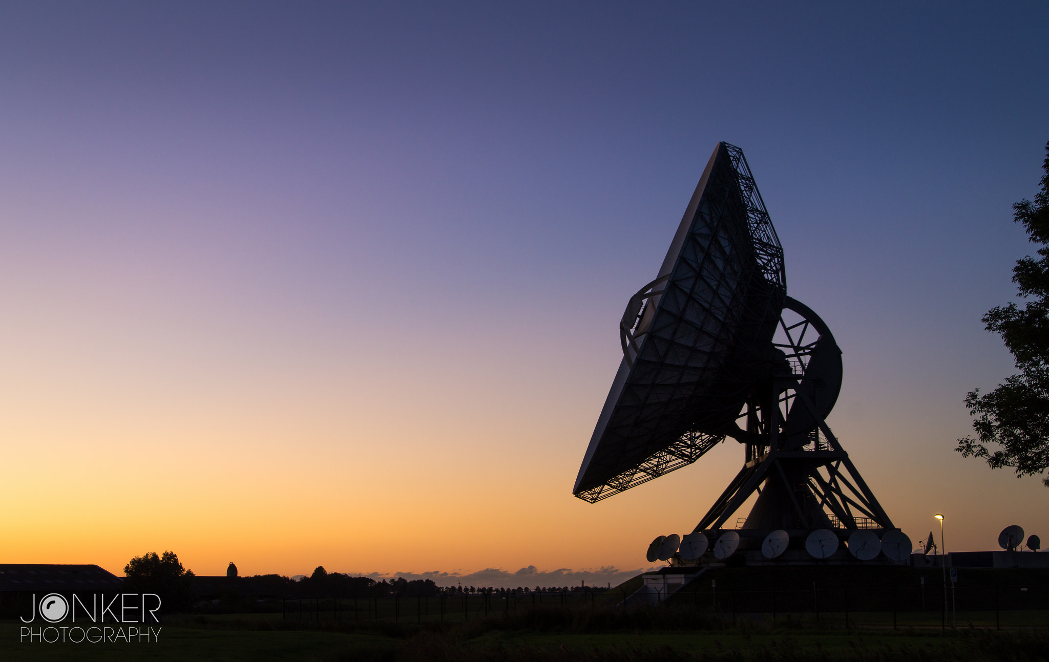 Tamron 18-270mm F3.5-6.3 Di II PZD sample photo. Satellite earth station photography