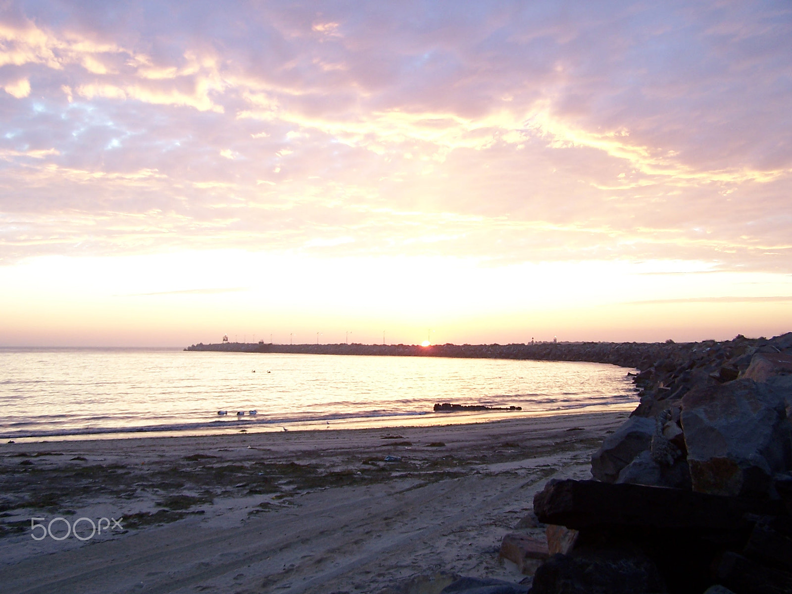 Kodak DX6490 ZOOM DIGITAL CAMERA sample photo. Sunrise at breakwall photography