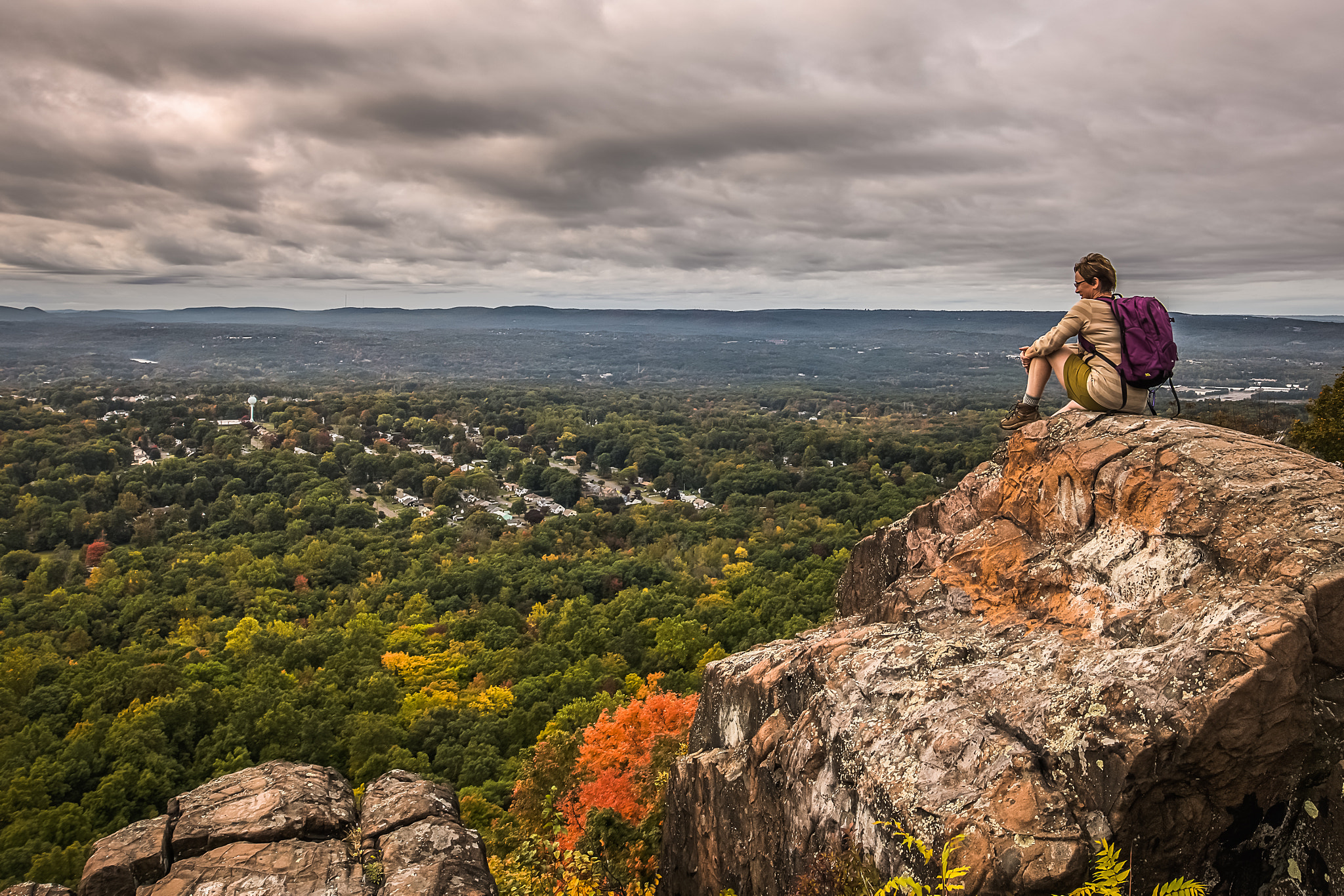 Sigma 20mm F1.4 DG HSM Art sample photo. Hiker | castle craig photography