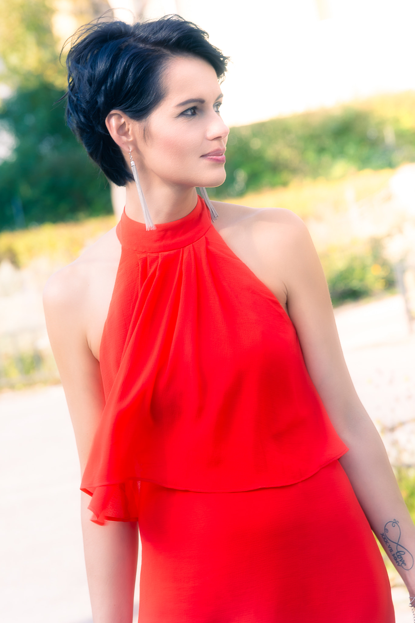 Nikon D7200 + Sigma 24-105mm F4 DG OS HSM Art sample photo. Lady in red photography