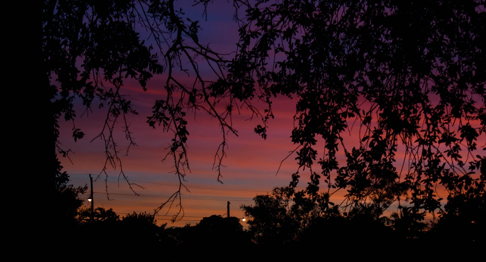 Canon EOS 650D (EOS Rebel T4i / EOS Kiss X6i) sample photo. Far out sunset. photography