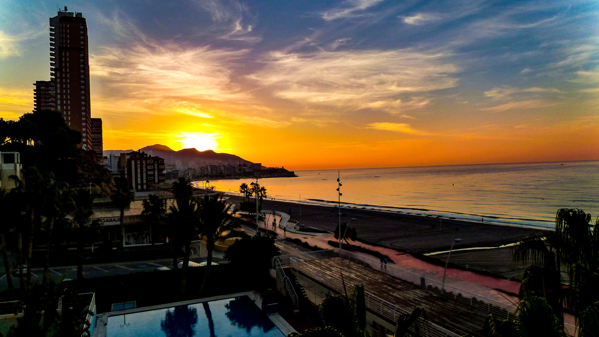 Leica V-Lux 20 sample photo. Benidorm sunrise photography