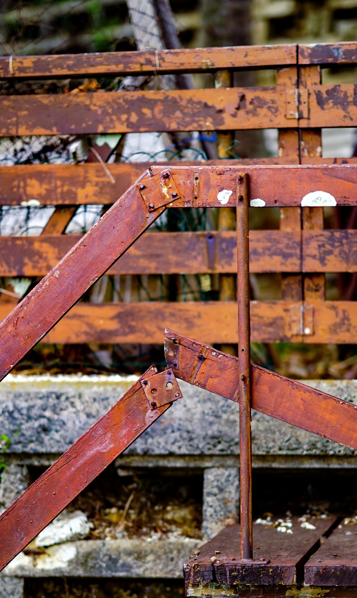 Sony FE 85mm F1.4 GM sample photo. Abstract old stair photography