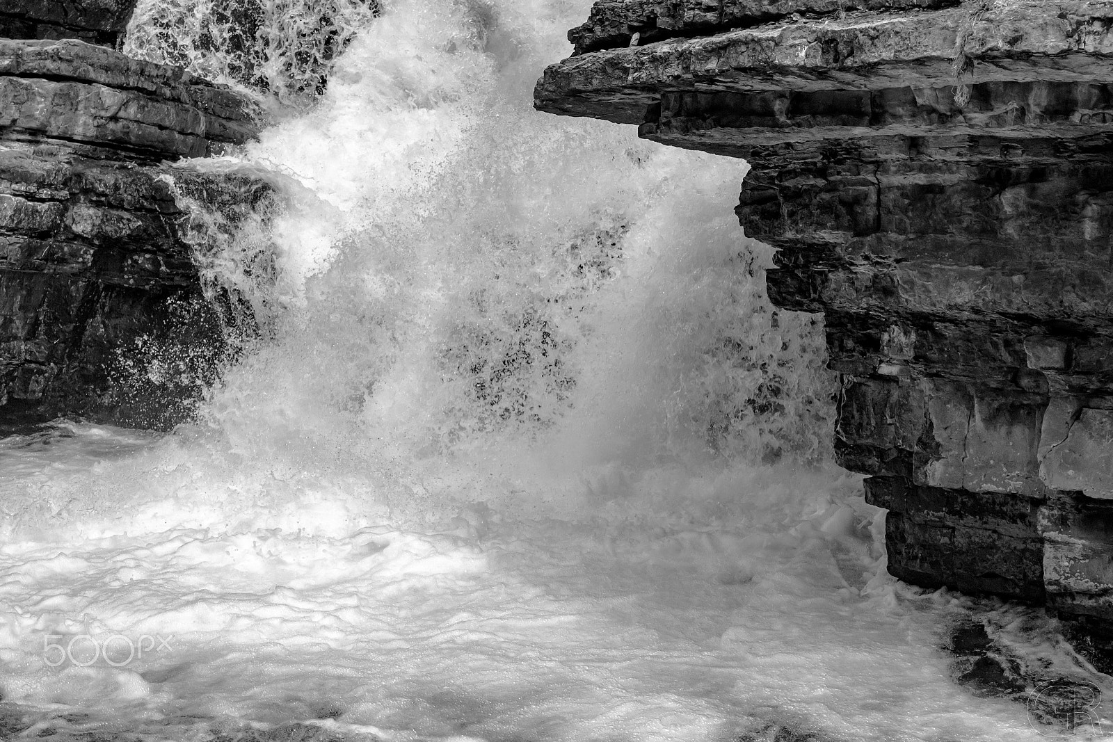 Tamron SP AF 17-50mm F2.8 XR Di II LD Aspherical (IF) sample photo. Tumbled down photography