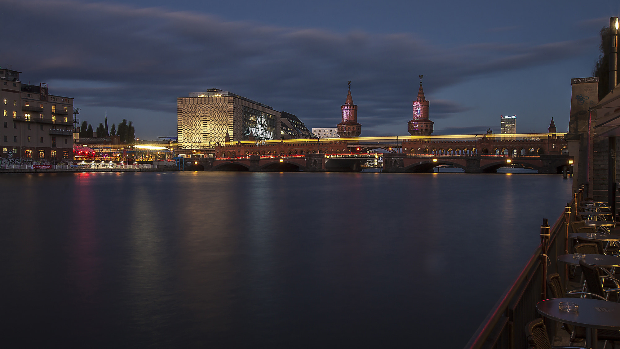 Sigma 10-20mm F3.5 EX DC HSM sample photo. Oberbaum bridge photography