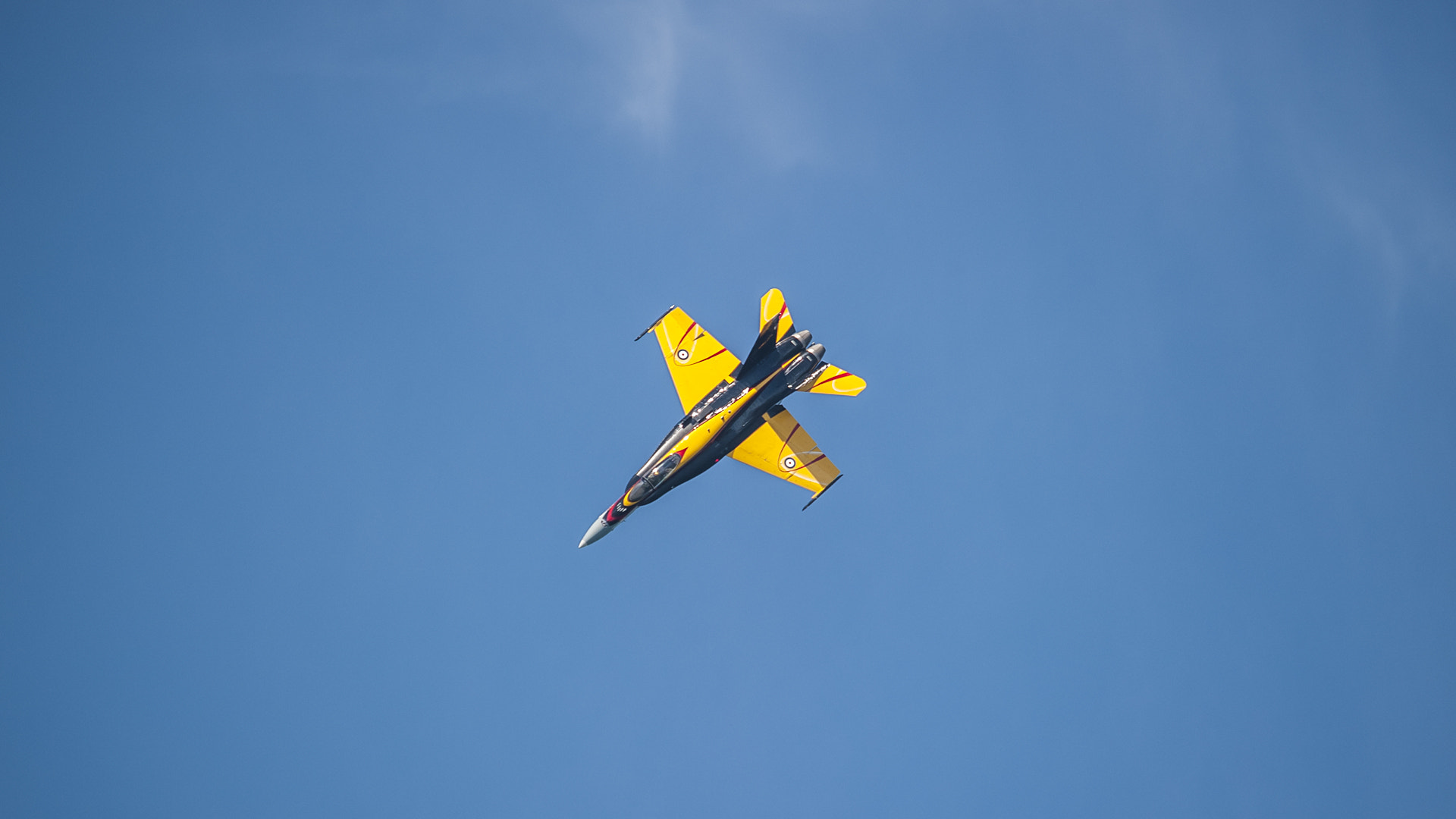 Sigma 150-500mm F5-6.3 DG OS HSM sample photo. Royal canadian force cf-18 hornet tactical demonstration photography