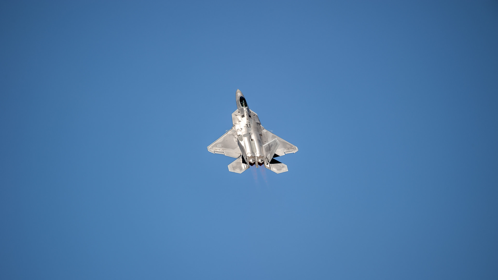 Sigma 150-500mm F5-6.3 DG OS HSM sample photo. F-22 raptor demo photography
