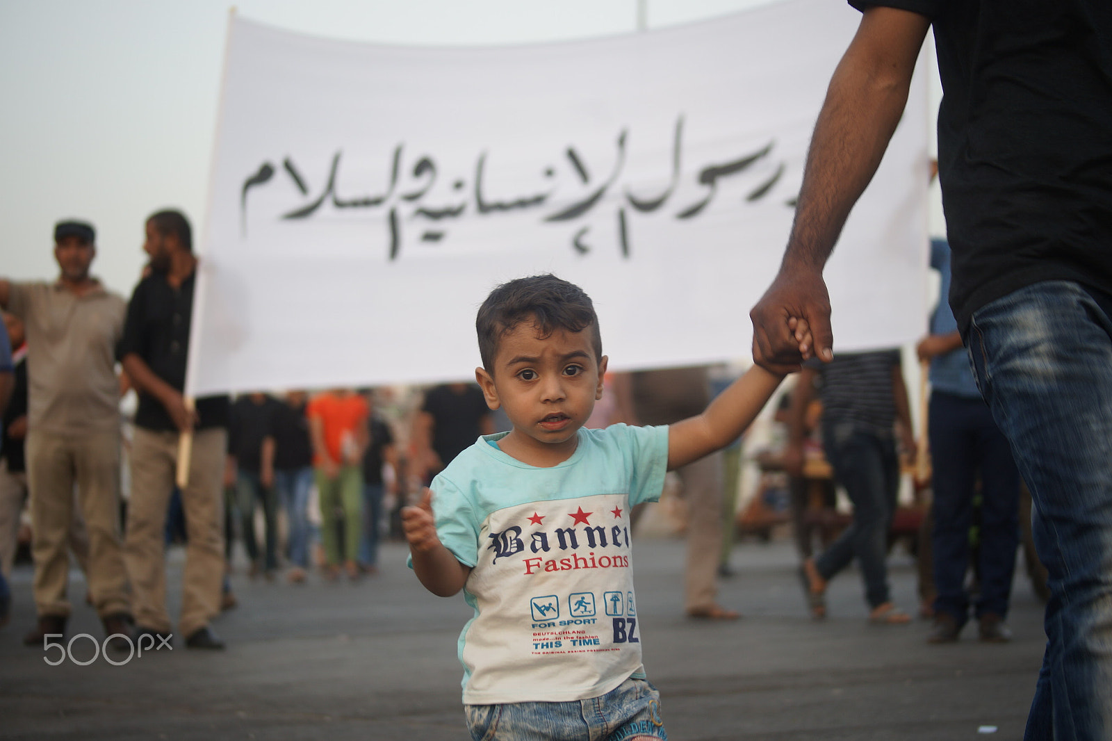 Sony 75-300mm F4.5-5.6 sample photo. Tahrir square in baghdad, iraq photography