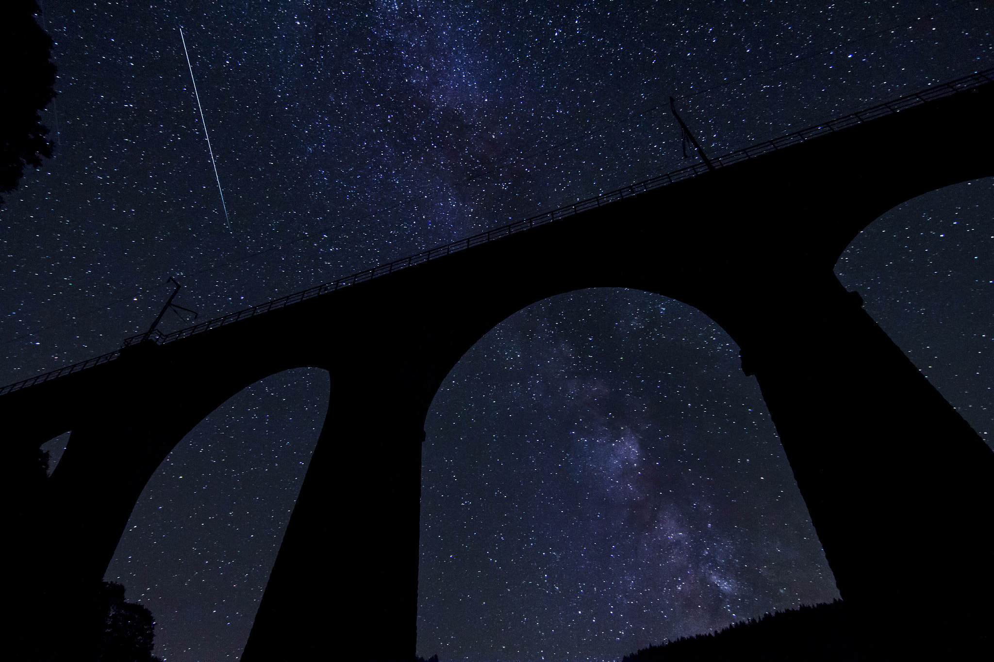 Tokina AT-X Pro 12-24mm F4 (IF) DX sample photo. Under the bridge photography
