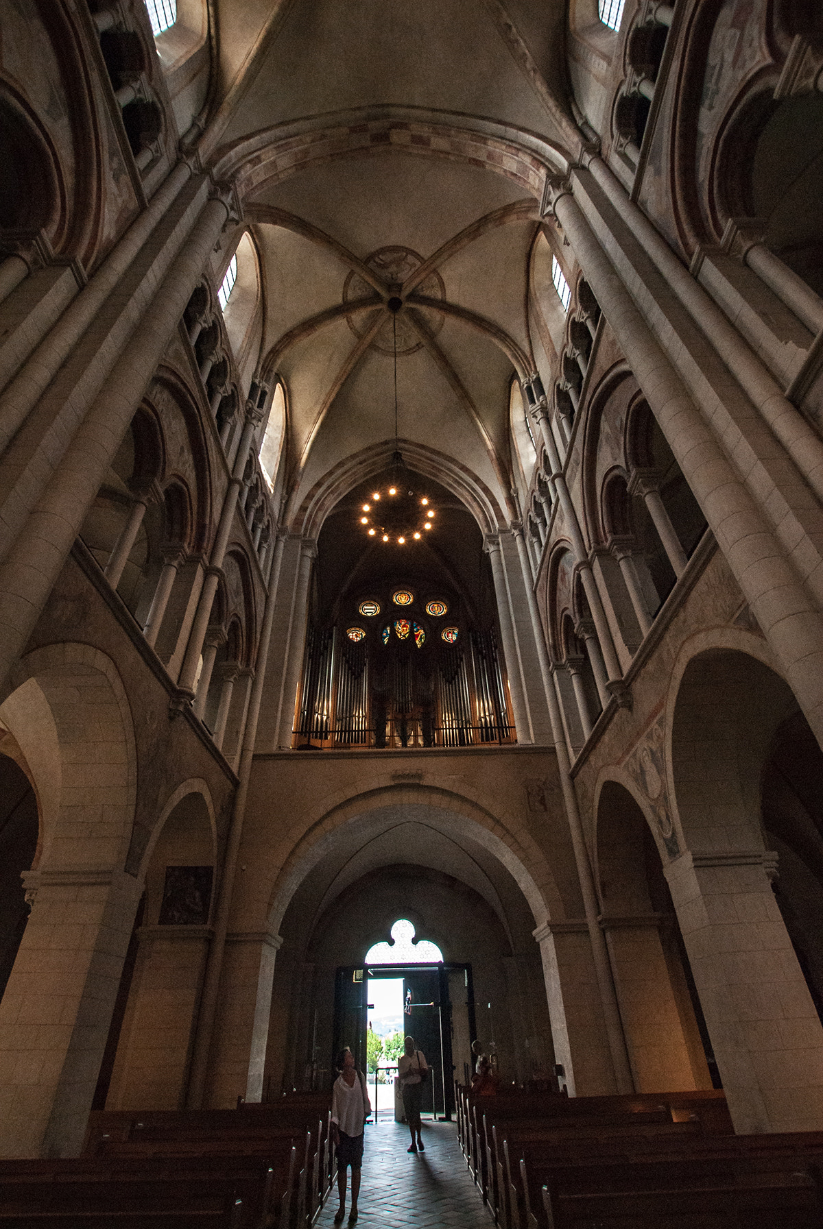 Nikon D200 + Sigma 10-20mm F3.5 EX DC HSM sample photo. Church photography