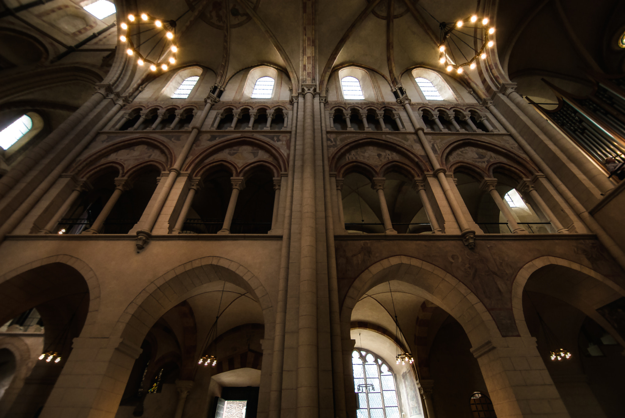Nikon D200 + Sigma 10-20mm F3.5 EX DC HSM sample photo. Limburg cathedral photography