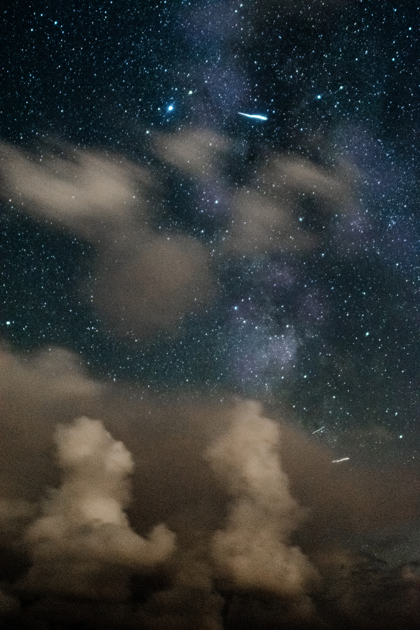 Samyang 12mm F2.8 ED AS NCS Fisheye sample photo. Shooting stars photography