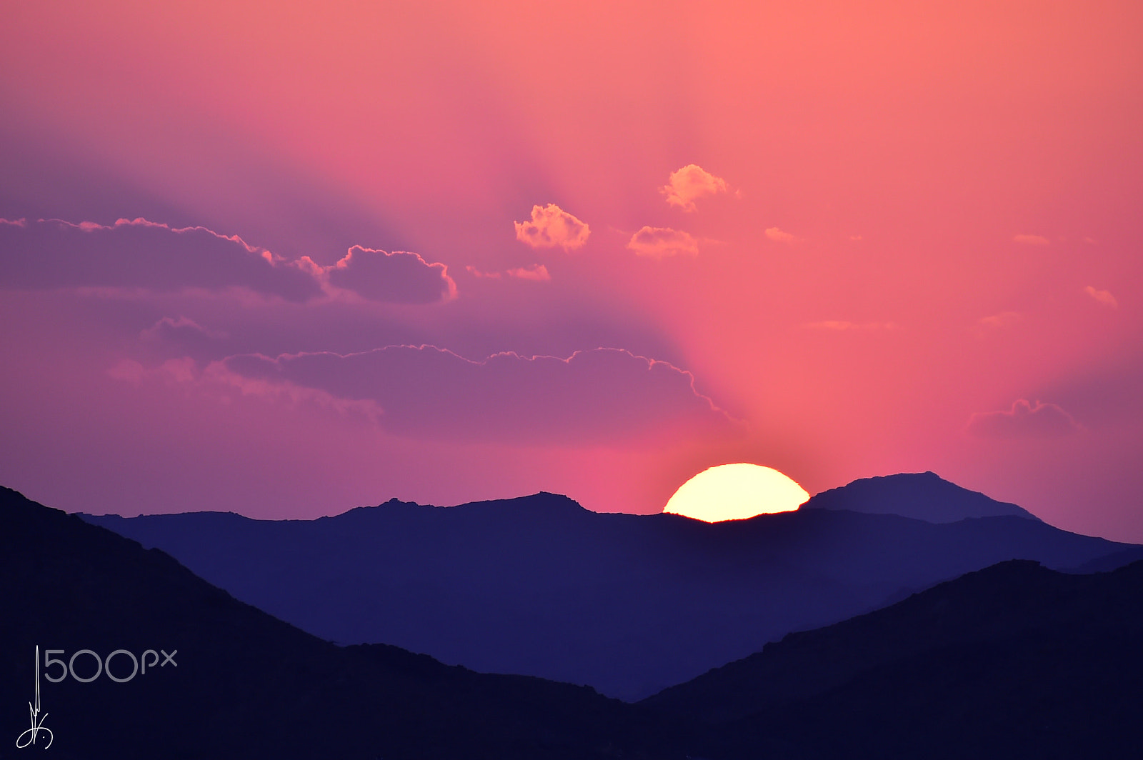 Sigma 50-500mm F4.5-6.3 DG OS HSM sample photo. Sunset of love photography