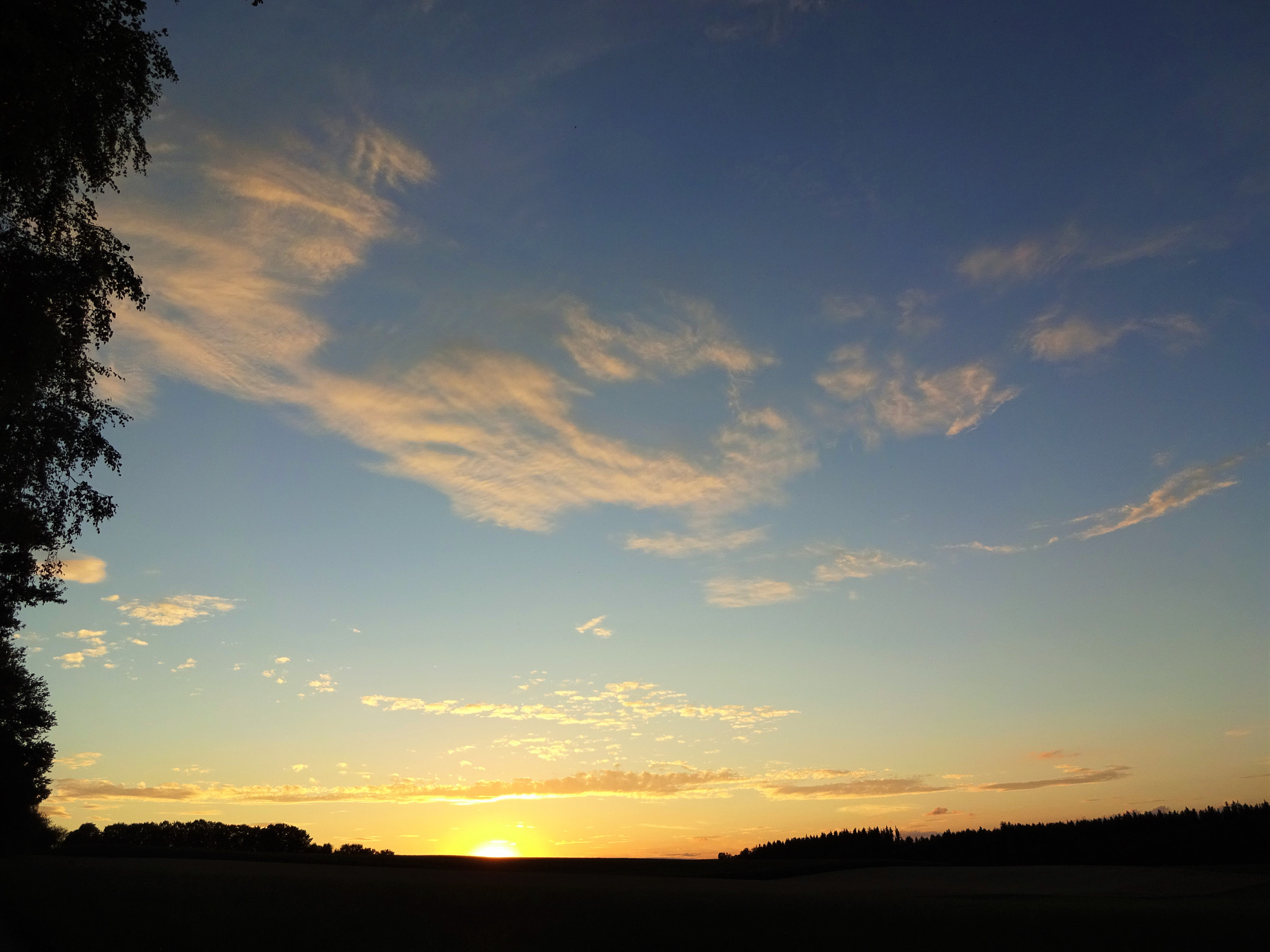 Sony Cyber-shot DSC-WX220 sample photo. The sun goes down photography