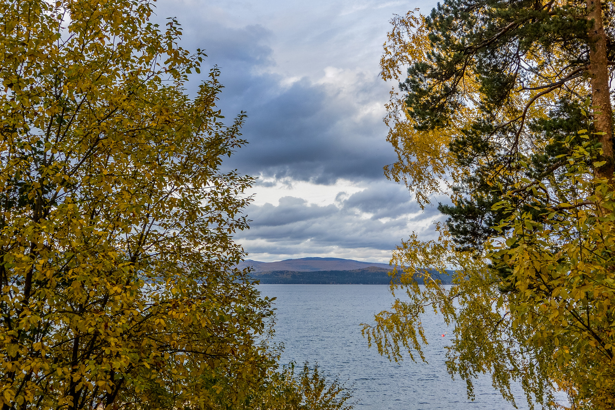 Nikon 1 Nikkor VR 10-30mm F3.5-5.6 sample photo. Turgoyak lake photography