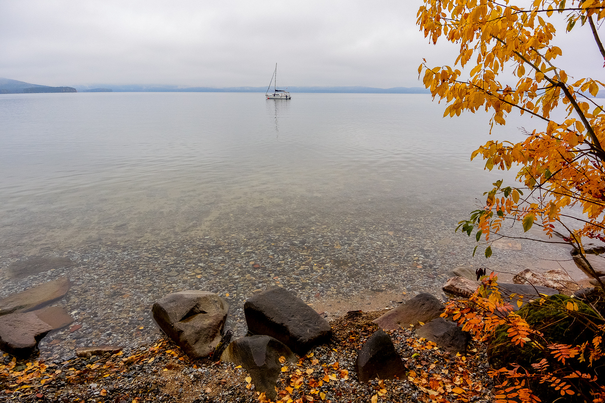 Nikon 1 Nikkor VR 6.7-13mm F3.5-5.6 sample photo. Turgoyak lake photography