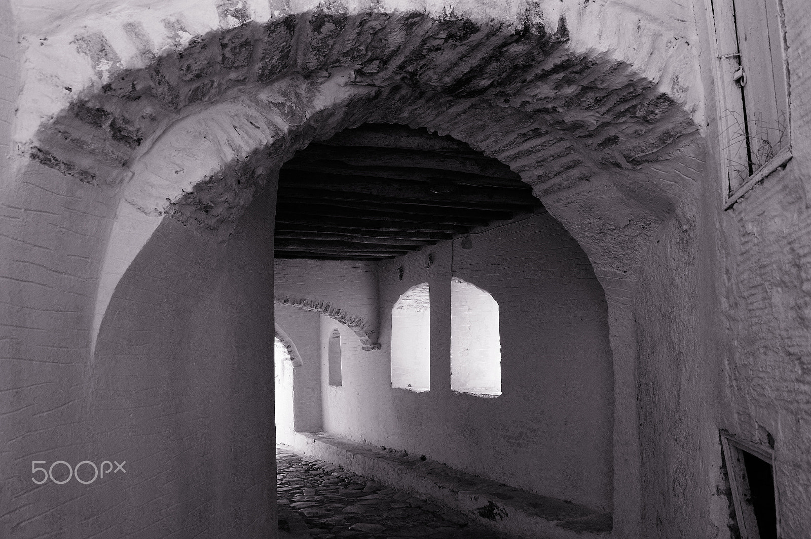 Sony DT 18-200mm F3.5-6.3 sample photo. Urban curves photography
