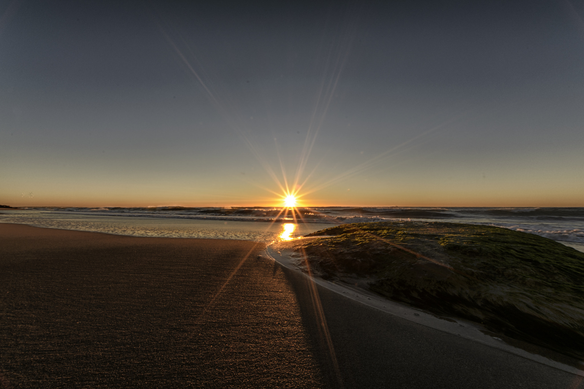 Sigma 8-16mm F4.5-5.6 DC HSM sample photo. Amanecer photography