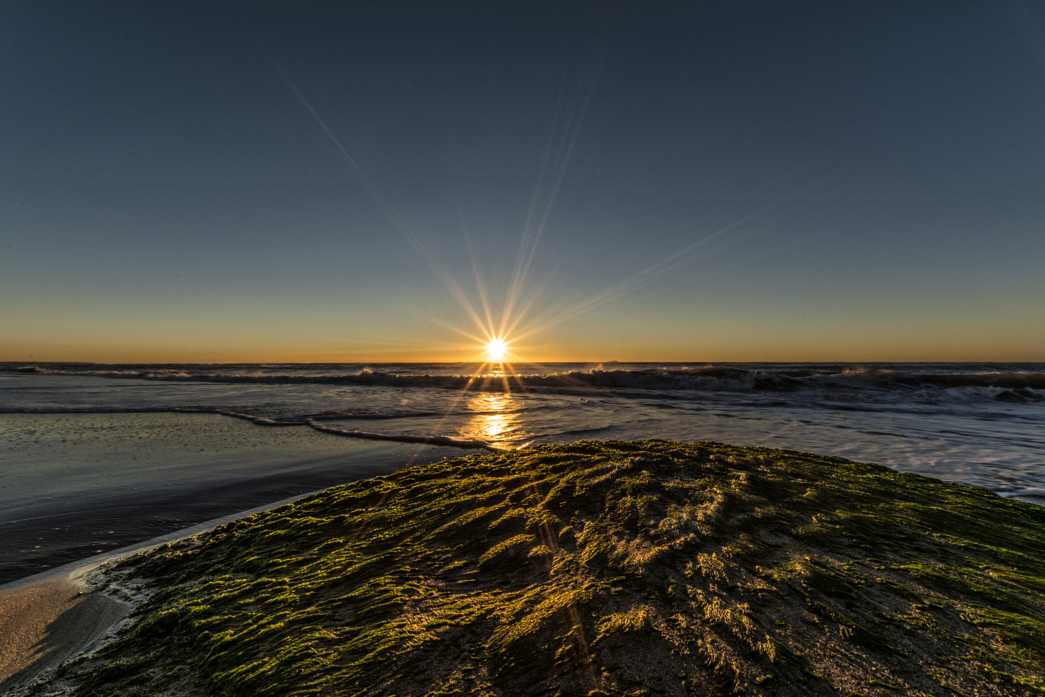 Nikon D7100 + Sigma 8-16mm F4.5-5.6 DC HSM sample photo. Amanecer photography