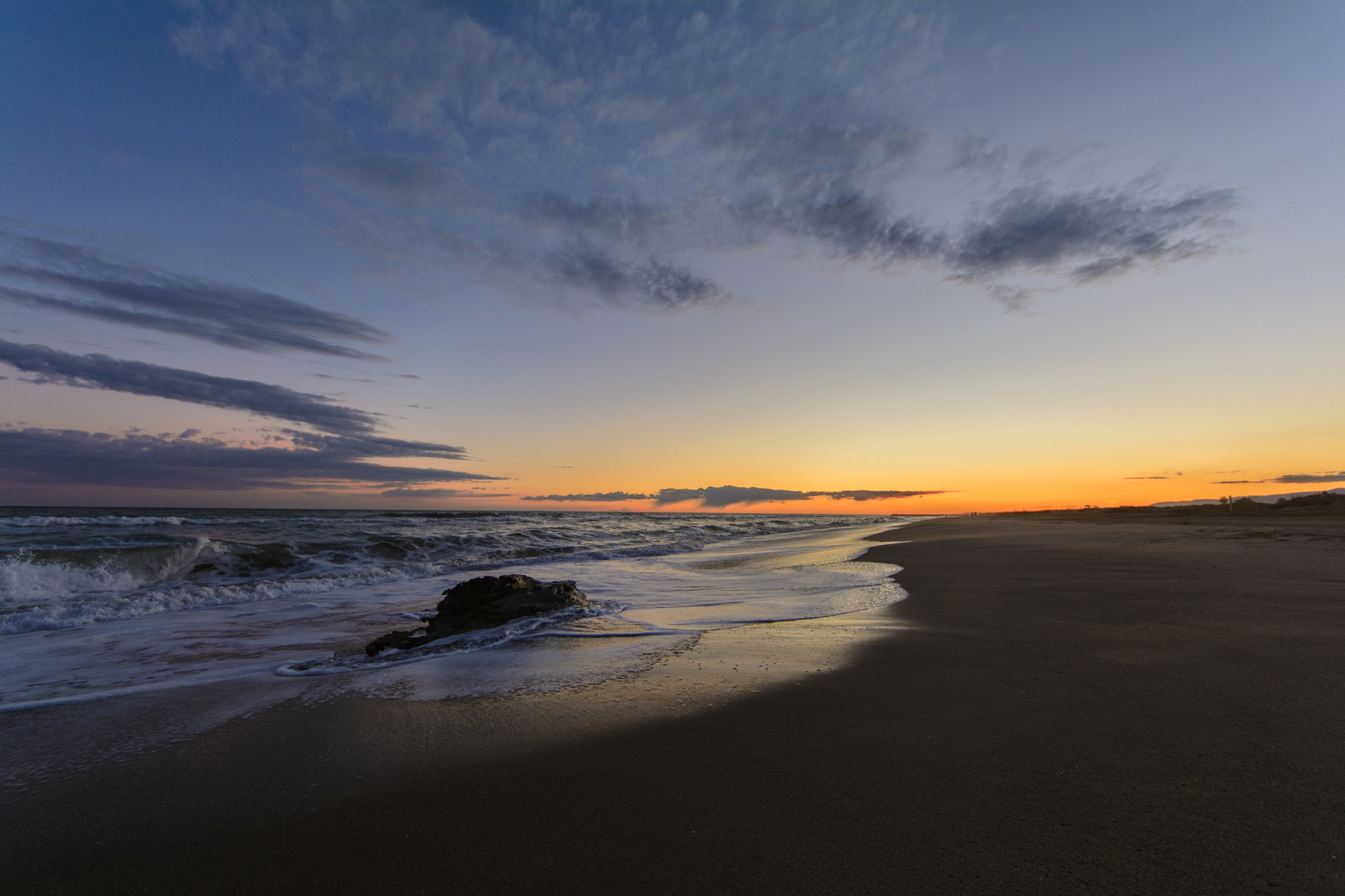 Sigma 8-16mm F4.5-5.6 DC HSM sample photo. Amanecer photography