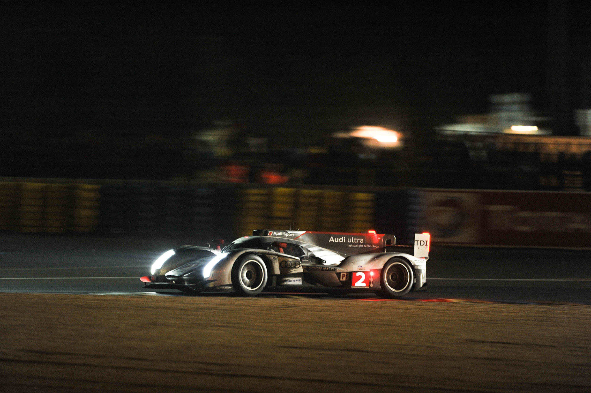 Nikon D700 + Nikon AF-S Nikkor 300mm F2.8G ED-IF VR sample photo. 24 hours of lemans 2011 /3 photography