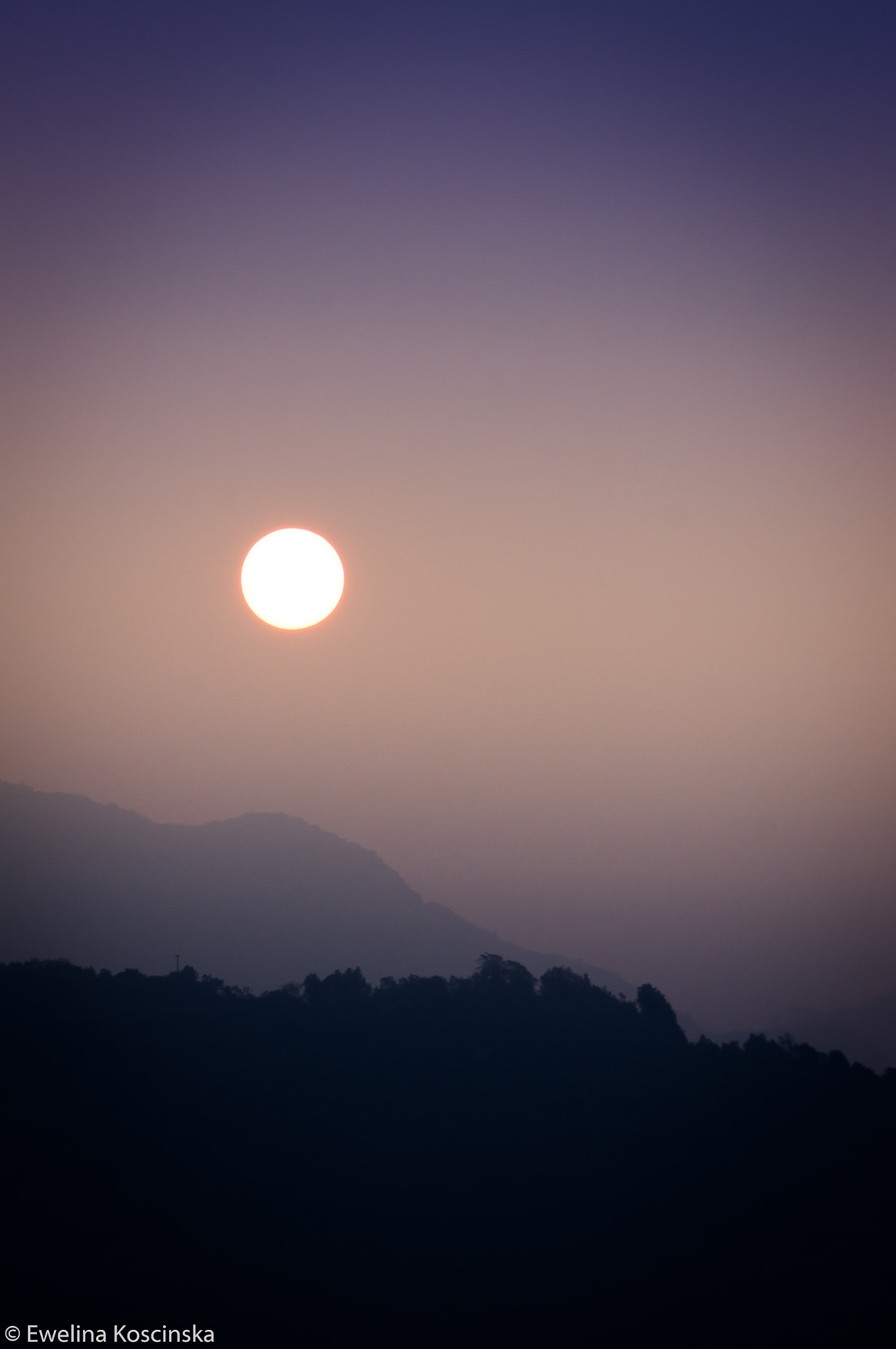 Tamron SP 70-300mm F4-5.6 Di USD sample photo. Peace photography