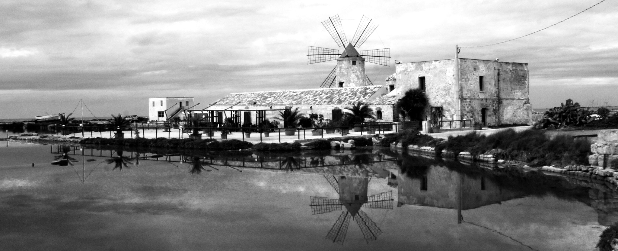 Sony Alpha NEX-5 sample photo. Salt flats - trapani, italy photography