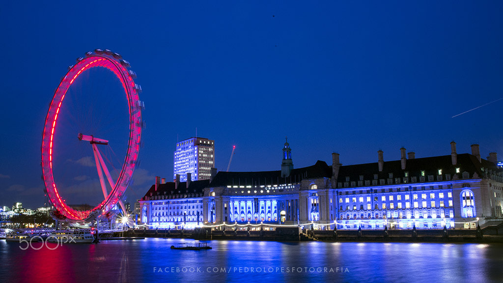 Canon EF 28mm F2.8 IS USM sample photo. London eye photography