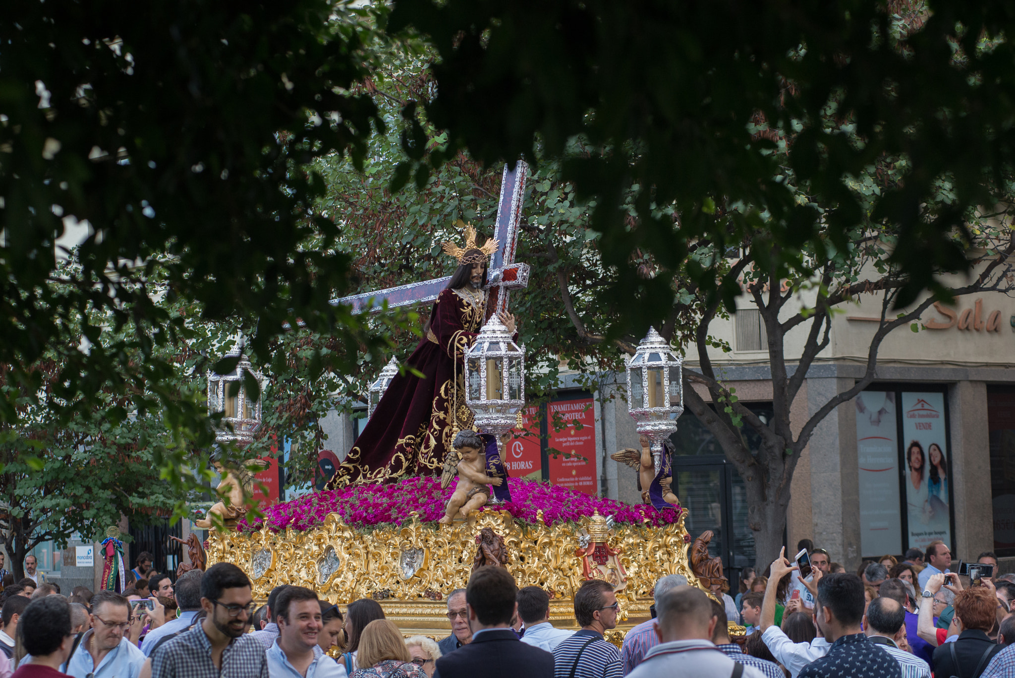 AF Zoom-Nikkor 80-200mm f/2.8 ED sample photo. 400 años nazareno santa maria photography