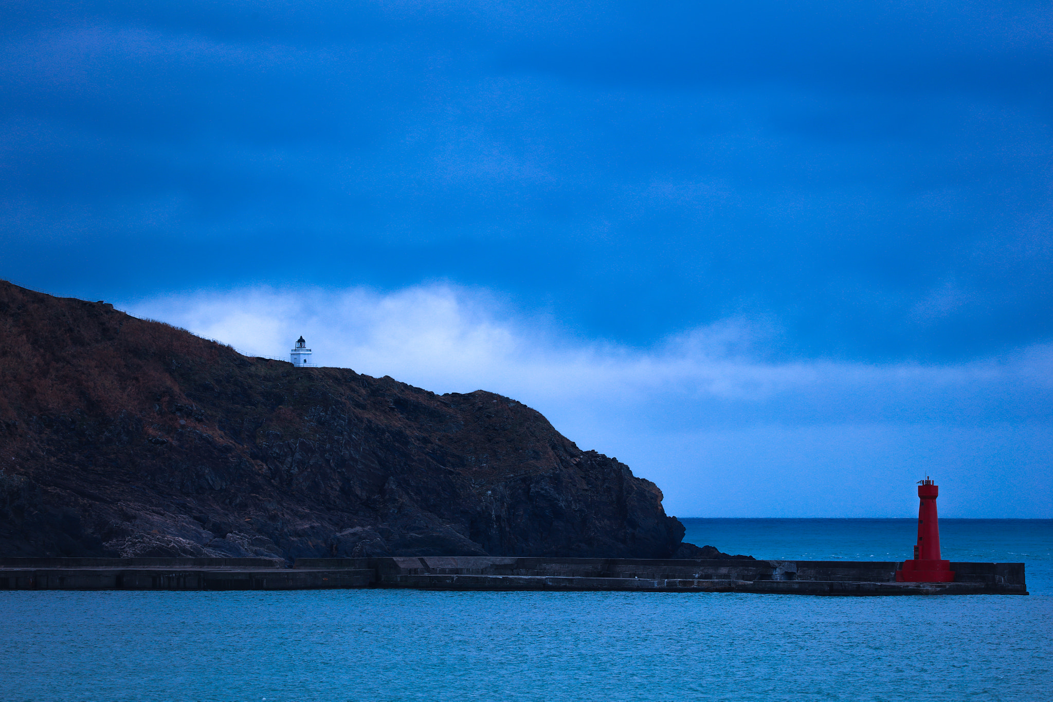 Canon EOS 5DS sample photo. Light tower photography