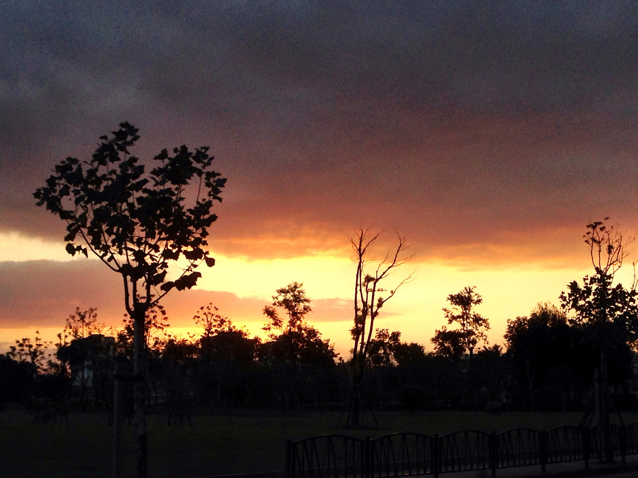 Apple iPhone5,2 sample photo. Sunset 夕阳 photography