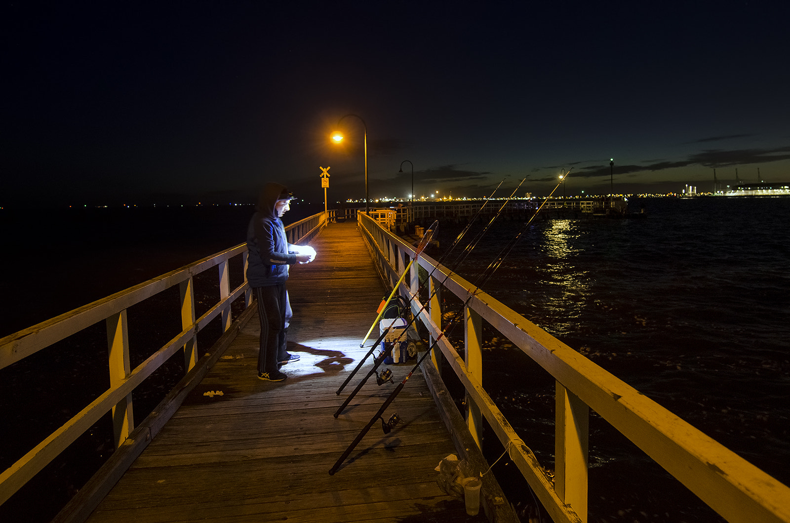 Nikon AF-S Nikkor 14-24mm F2.8G ED sample photo. Night fishing photography