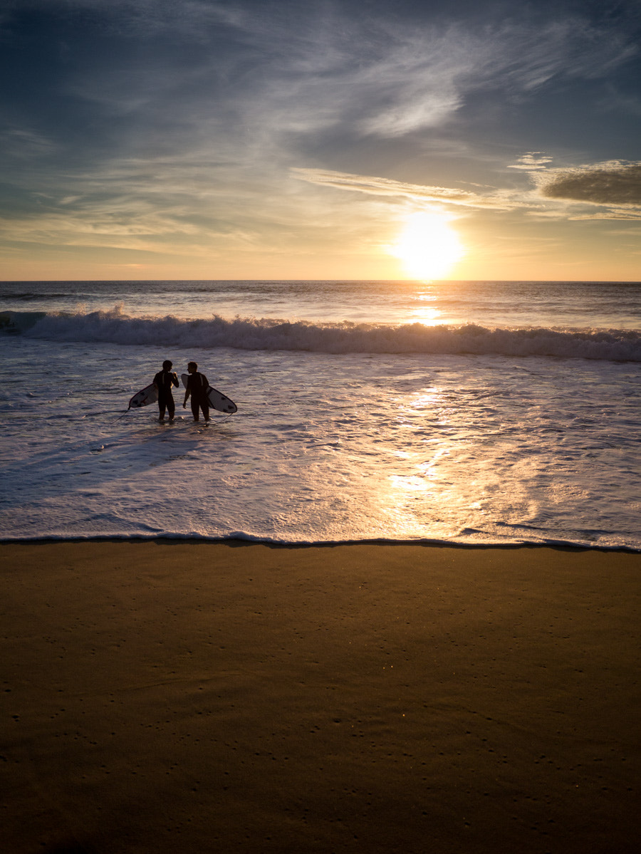 Panasonic Lumix DMC-GX1 sample photo. Evening surf photography