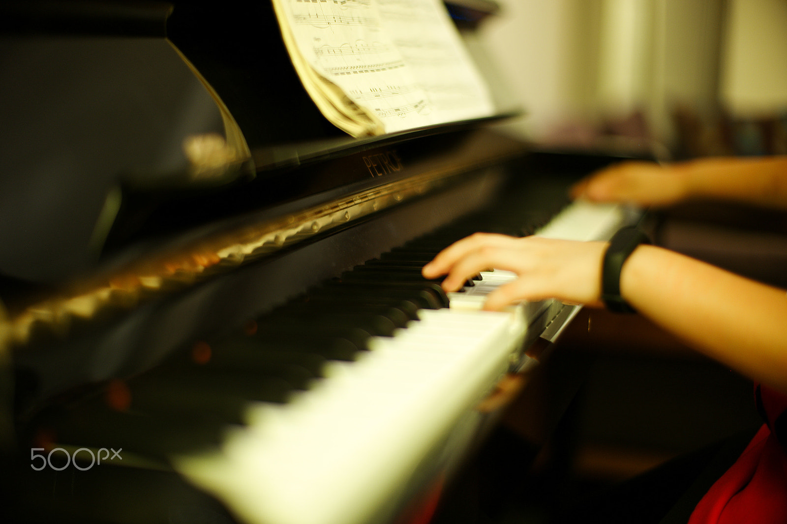 Leica M9 + Noctilux-M 50mm f/1 sample photo. 钢琴 photography