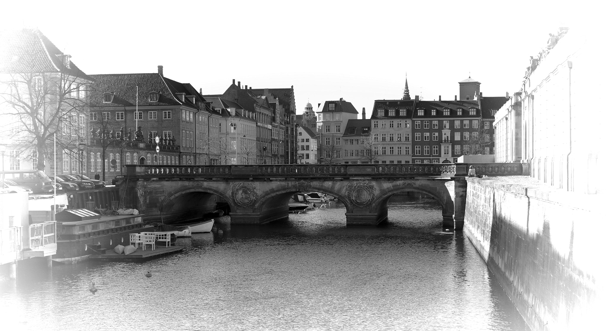 HD Pentax-FA 35mm F2 AL sample photo. Copenhagen bridge photography