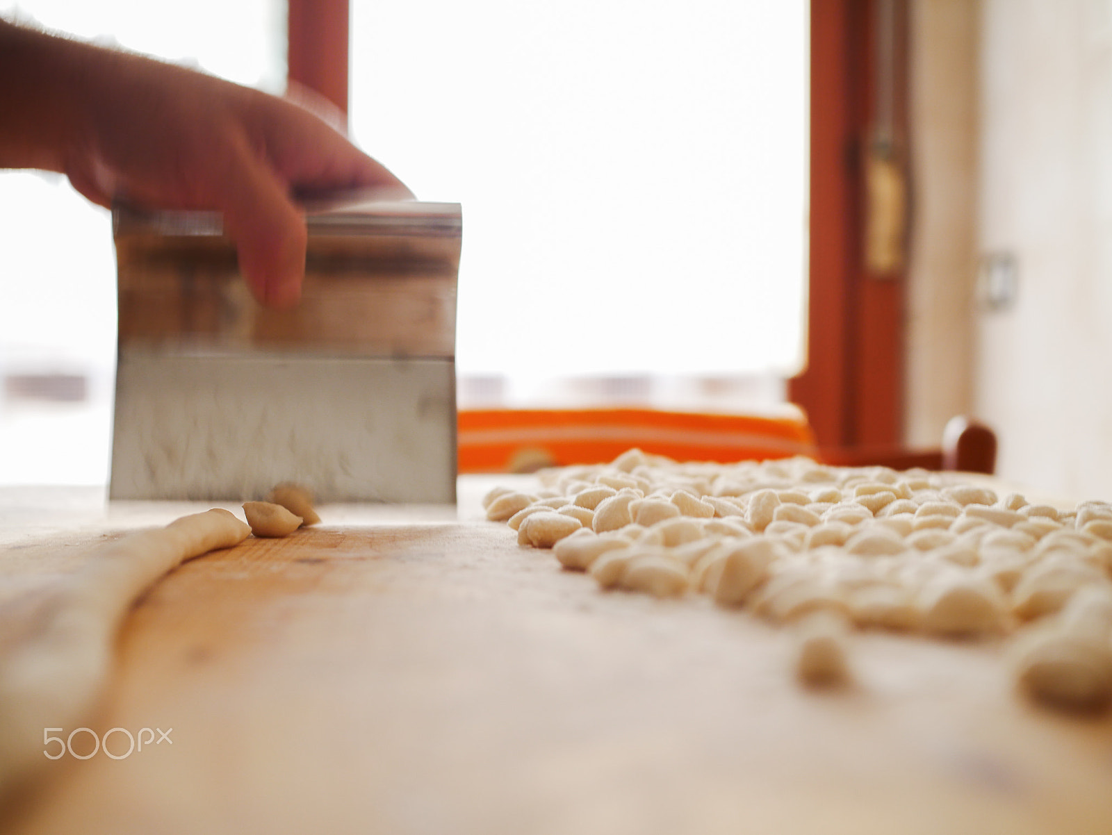 Panasonic Lumix DMC-G7 sample photo. Cutting fresh handmade pasta for sunday lunch photography