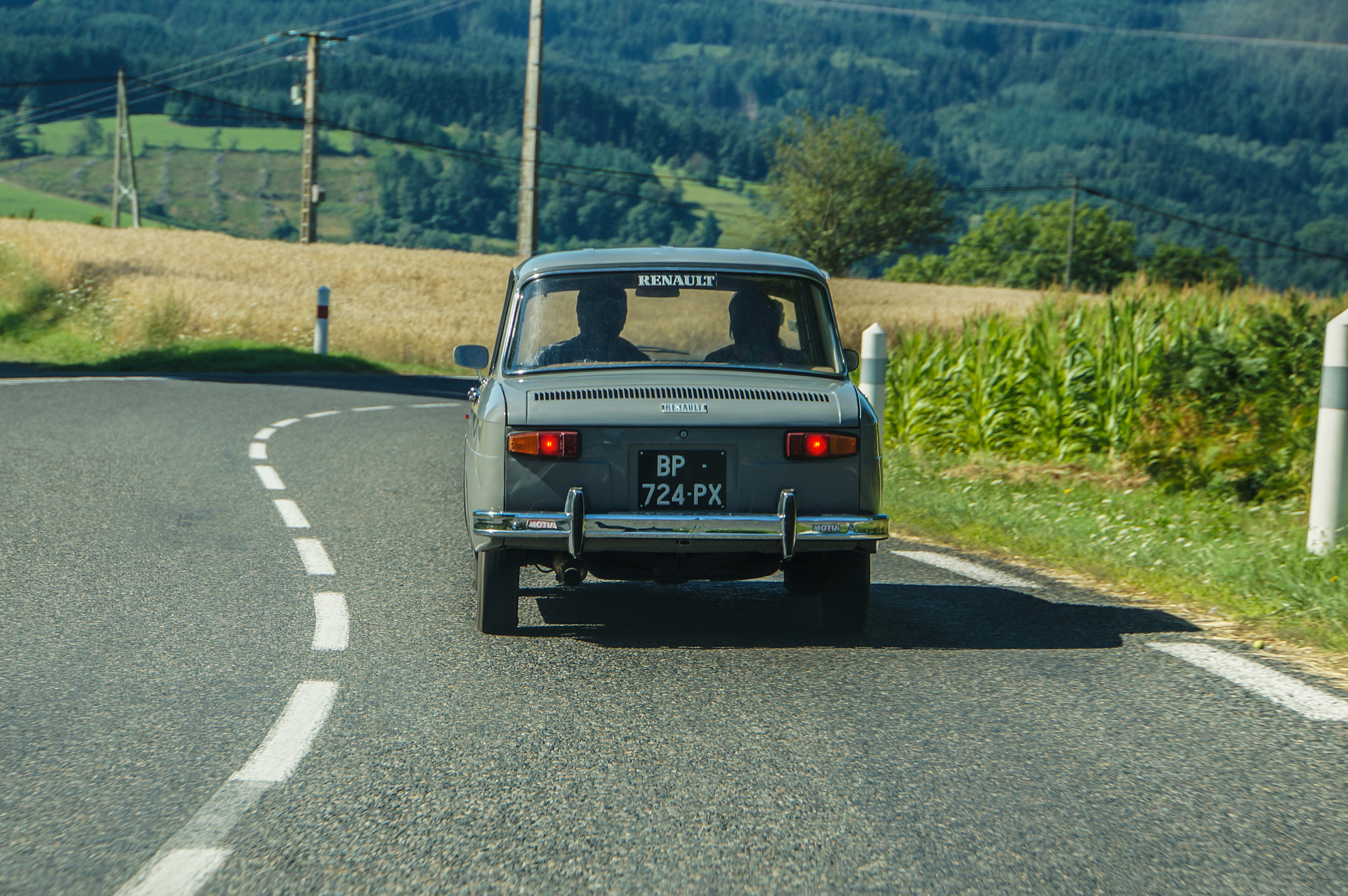 Sony E 18-200mm F3.5-6.3 OSS LE sample photo. Renault gordini photography