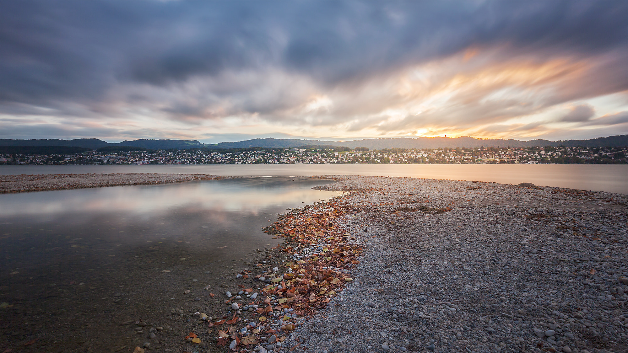 Canon EOS 5D Mark II + Canon EF 16-35mm F4L IS USM sample photo. Autumn foliage photography