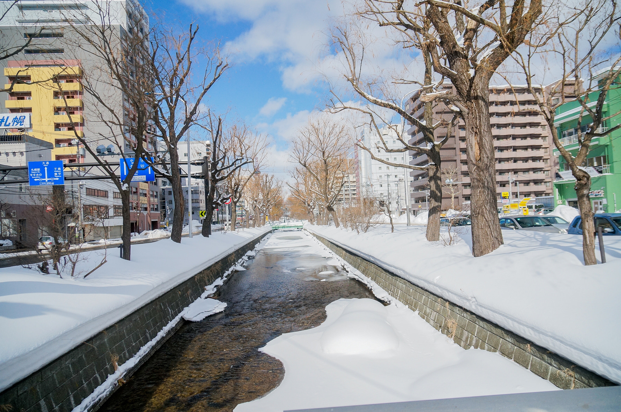 Sony Alpha NEX-5R + Sony Vario-Tessar T* E 16-70mm F4 ZA OSS sample photo. Dsc photography