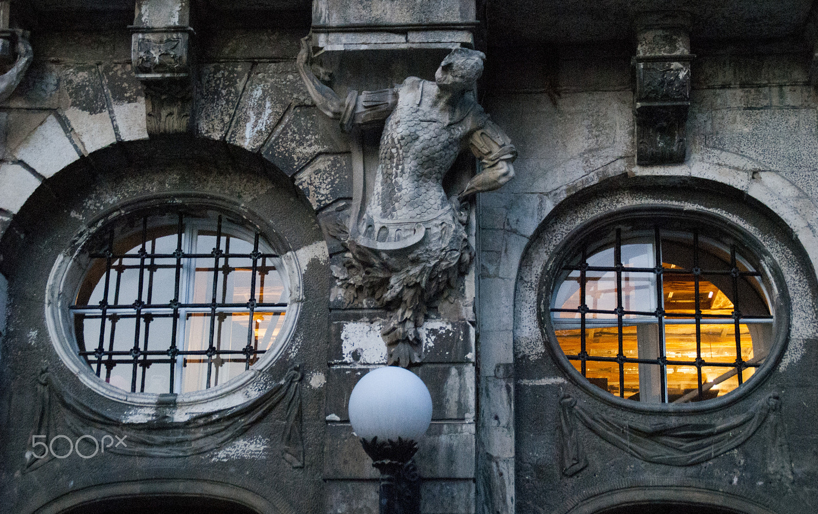 Nikon D200 sample photo. Eye of the house.jpg photography