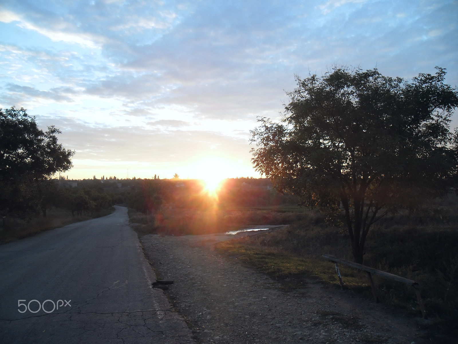 Samsung ES90/ ES91 sample photo. Dawn photography