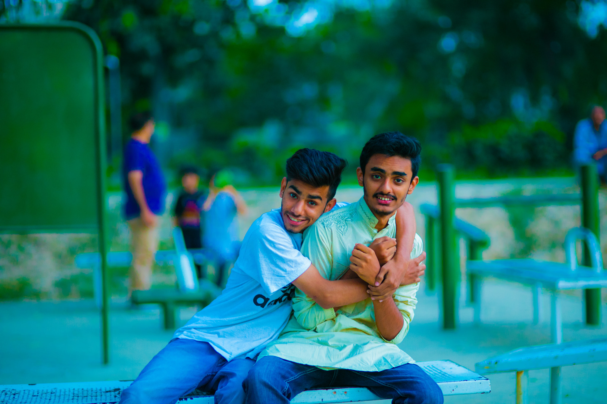 Sigma 85mm F1.4 EX DG HSM sample photo. Friendsforever photography