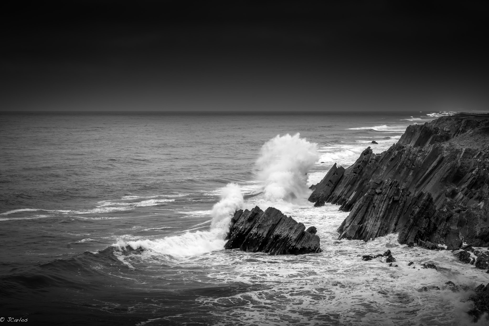 Sigma 28-300mm F3.5-6.3 DG Macro sample photo. Wave photography