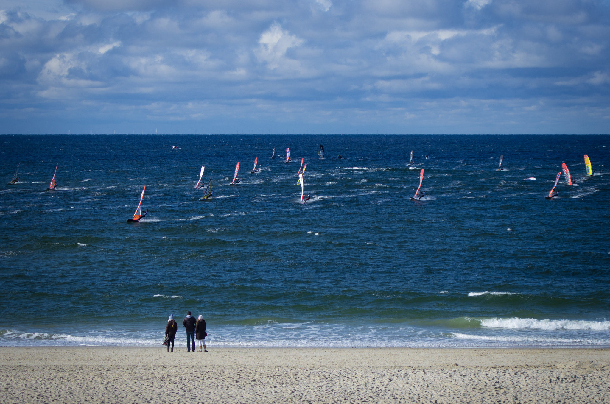 Pentax K-5 + smc PENTAX-FA 28-80mm F3.5-5.6 sample photo. Windsurfing photography