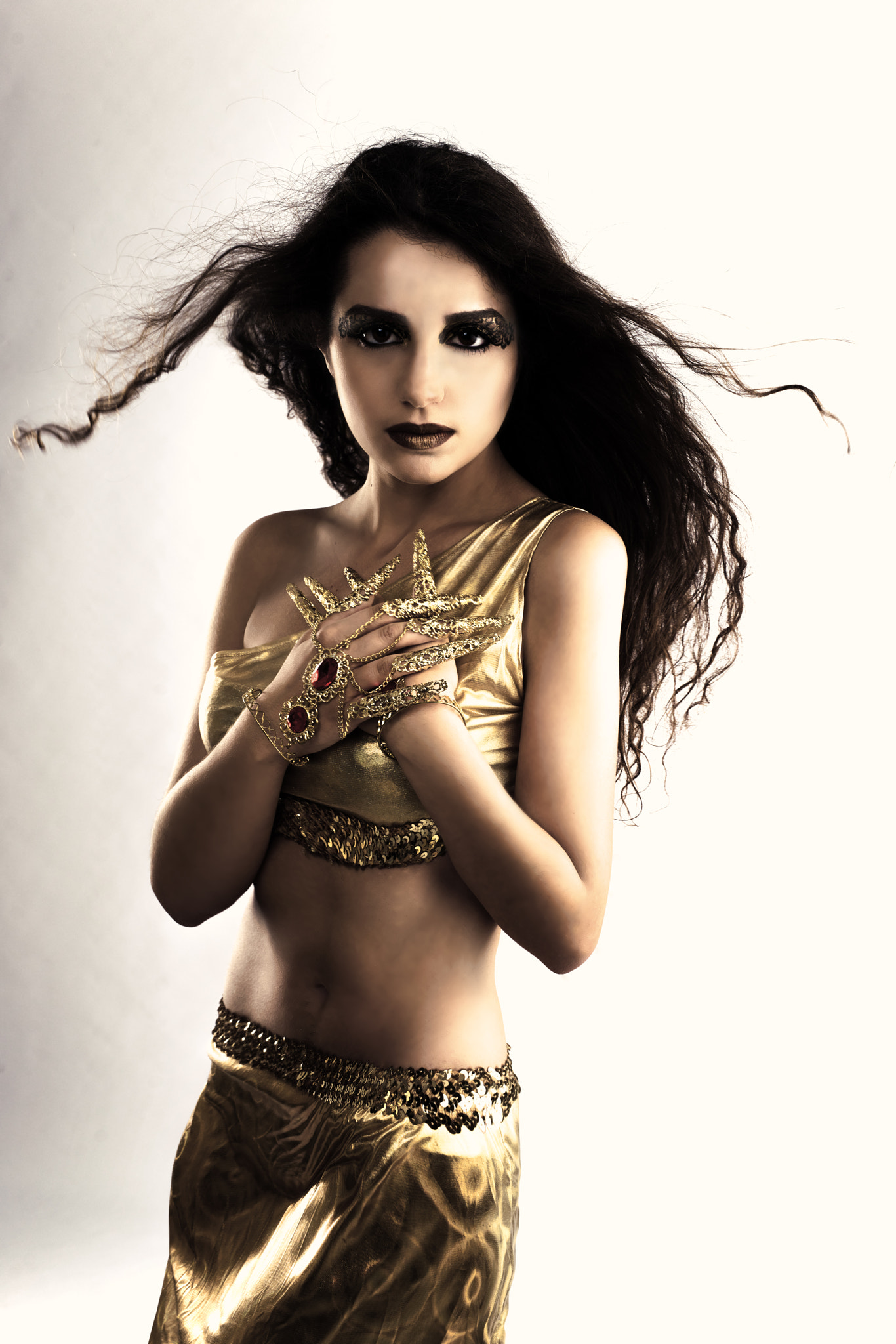 Canon 50mm F1.4 DG HSM | Art 014 sample photo. Gold fashion cheetah make up photography
