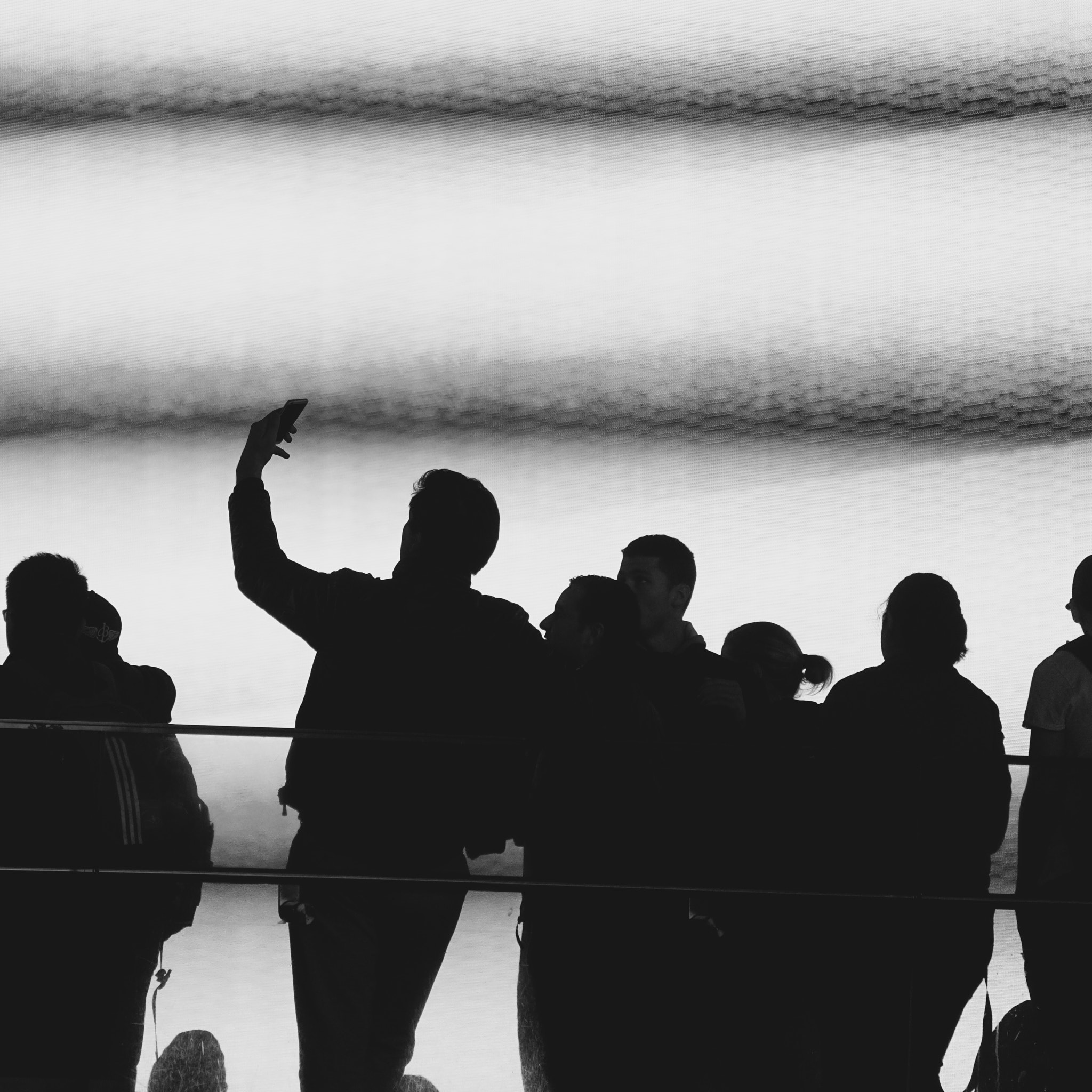 Sony FE 70-300mm F4.5-5.6 G OSS sample photo. Tourists backlit in times square photography